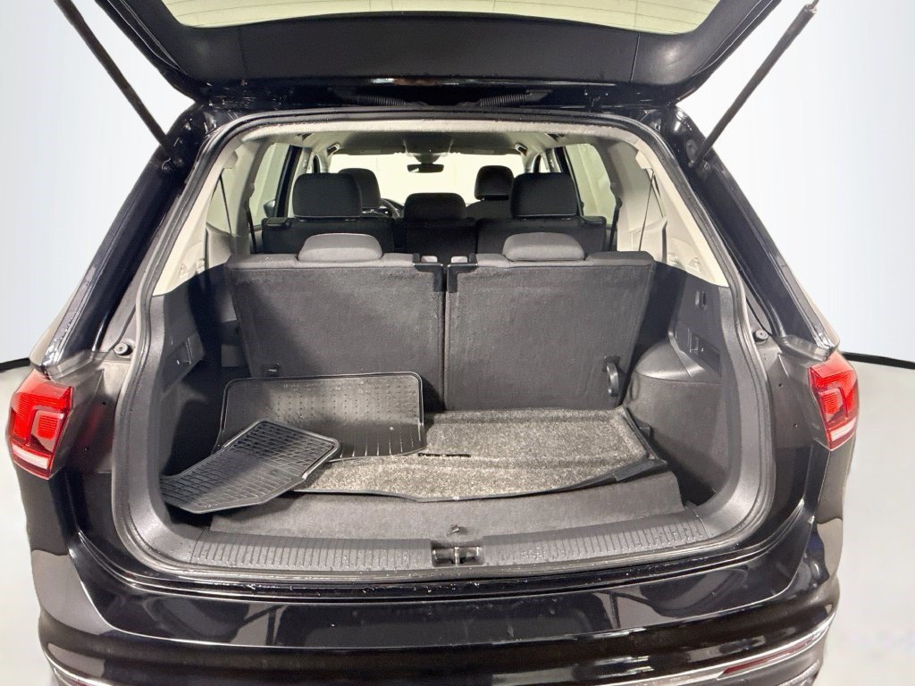 Used 2024 Volkswagen Tiguan S FWD image 34