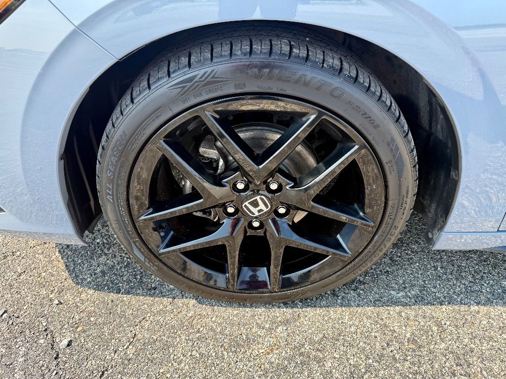 Used 2022 Honda Civic Sport image 9