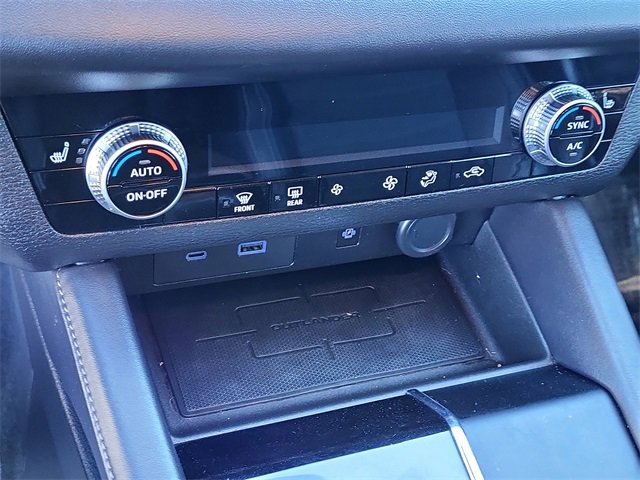 Used 2024 Mitsubishi Outlander SE image 14