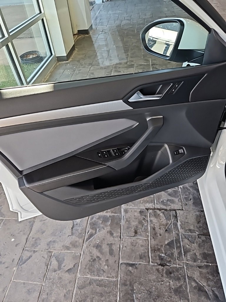 New 2026 Volkswagen Jetta SE image 25