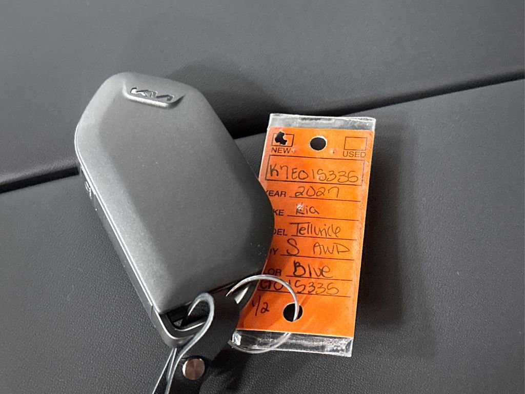 New 2027 Kia Telluride S image 30