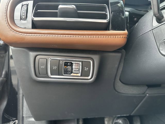 Certified 2024 Lincoln Aviator Reserve w/ Jet Package image 30