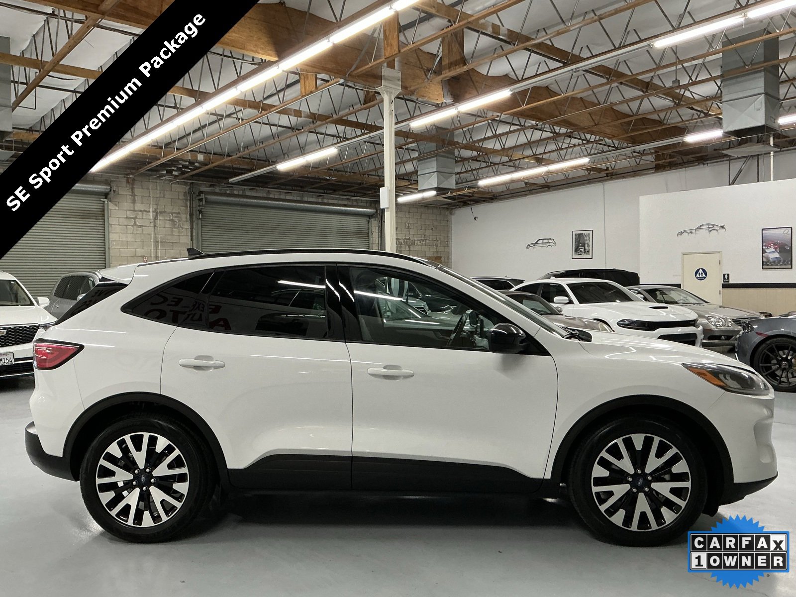 Used 2020 Ford Escape SE Sport image 4