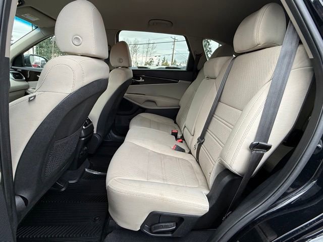 Used 2019 Kia Sorento LX image 21