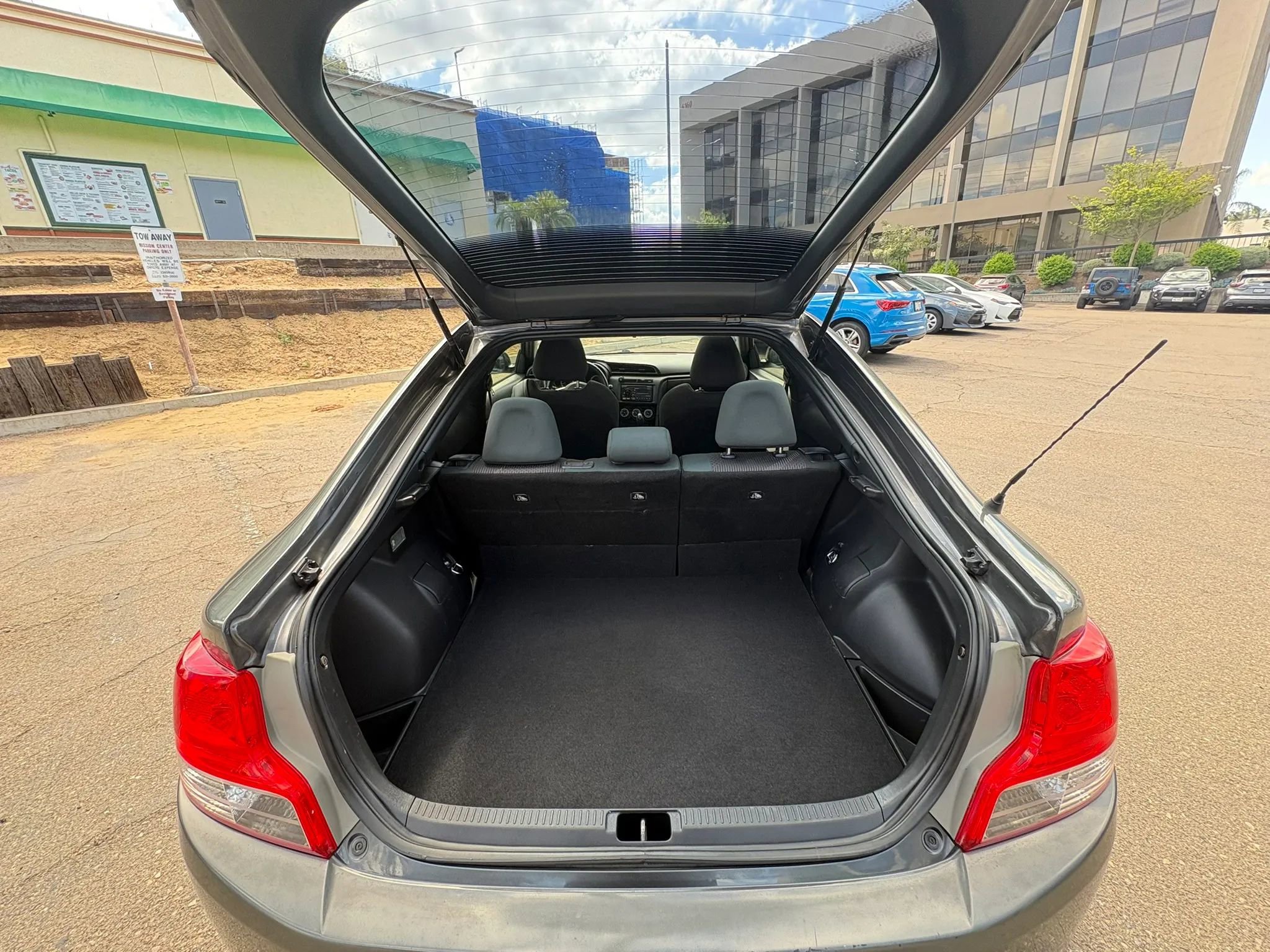 Used 2013 Scion tC FWD image 17