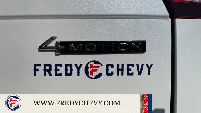 Used 2023 Volkswagen Tiguan SE image 9