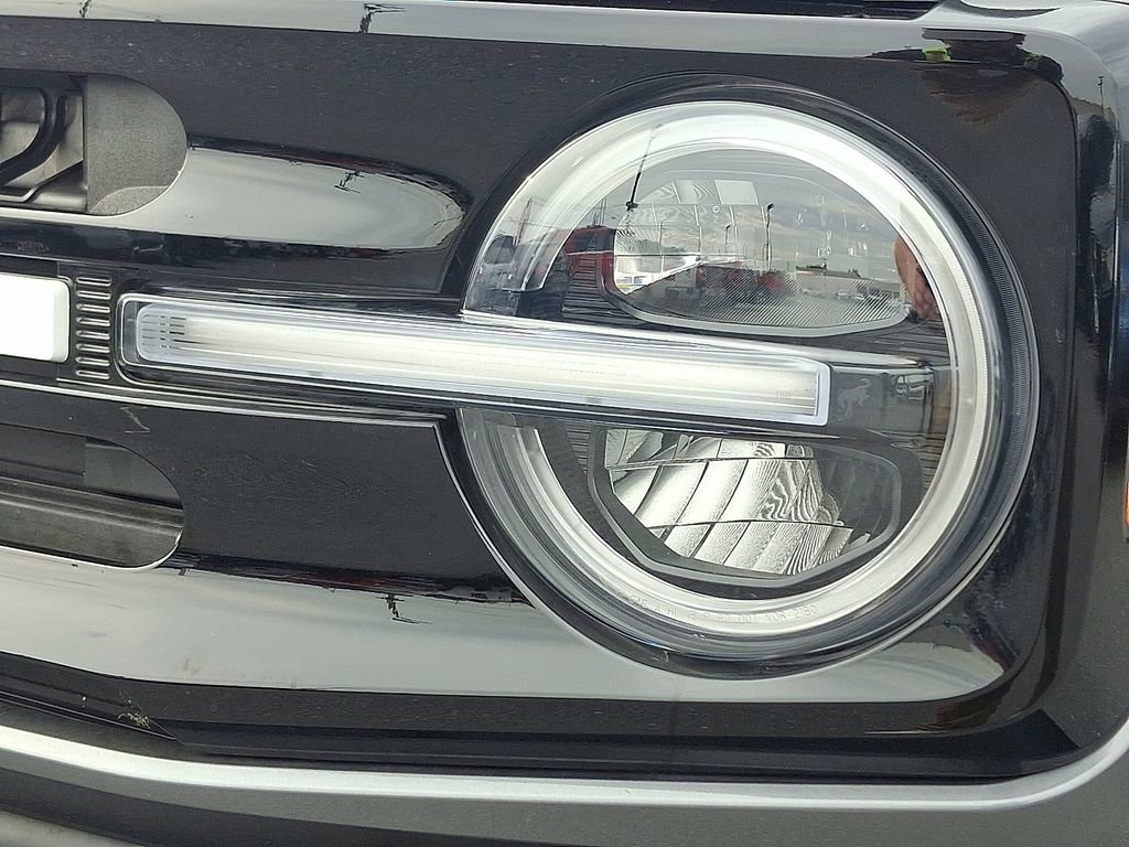 Certified 2024 Ford Bronco Outer Banks image 9
