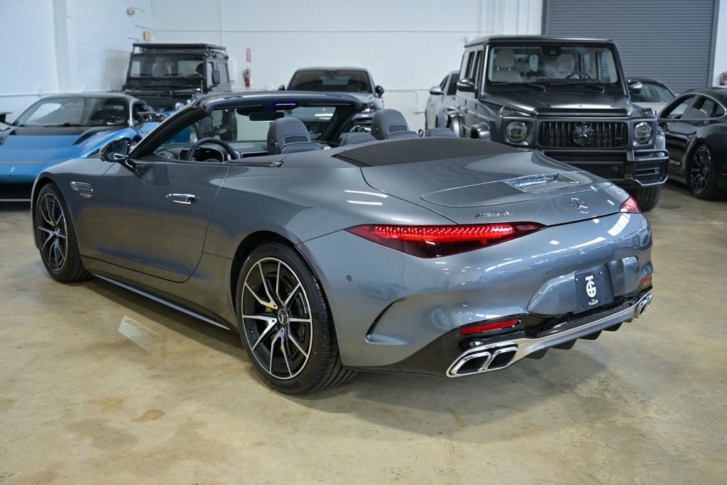 Used 2026 Mercedes-Benz SL 63 AMG 4MATIC image 10