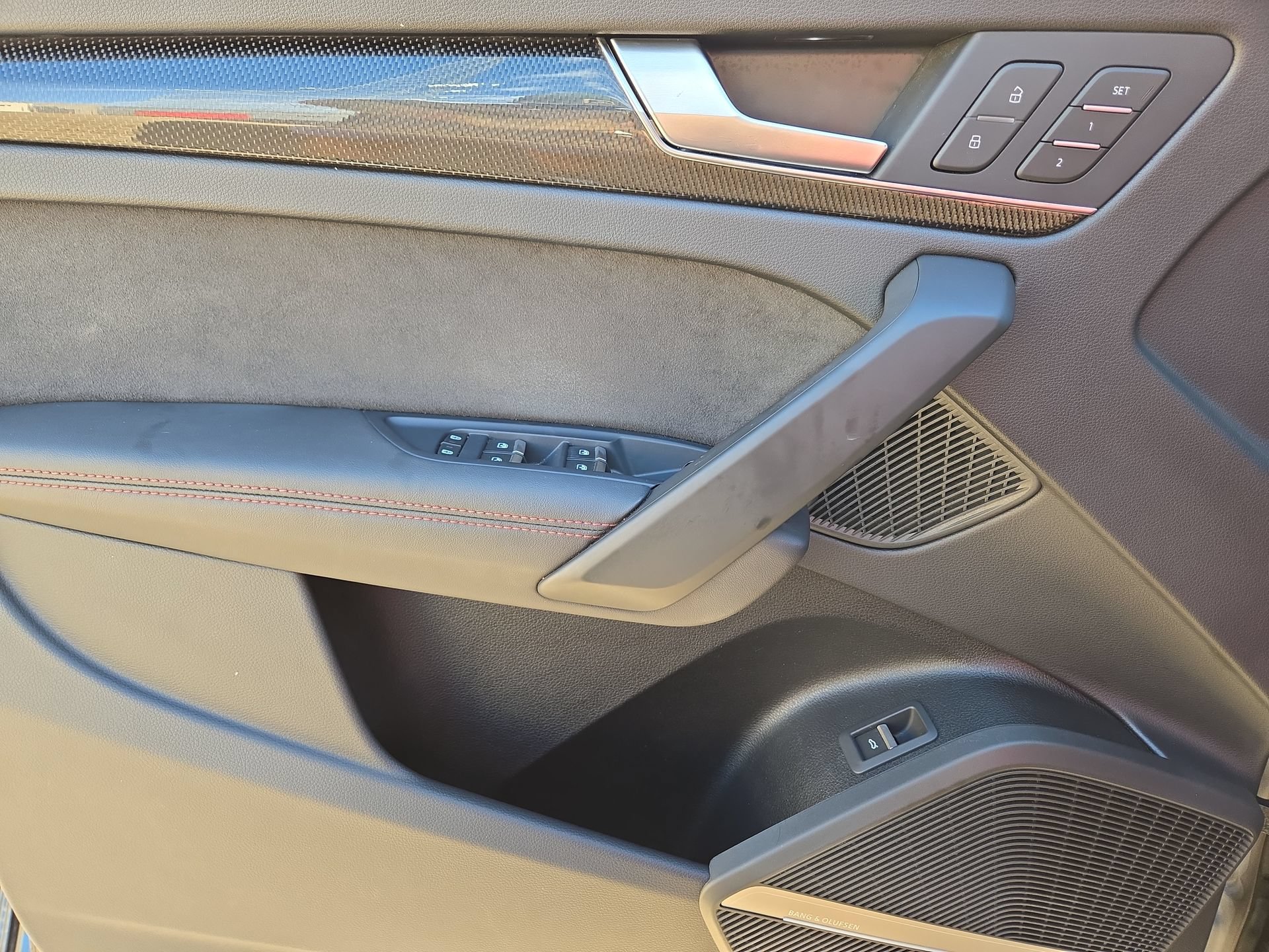 Used 2024 Audi SQ5 Prestige AWD/4WD image 15