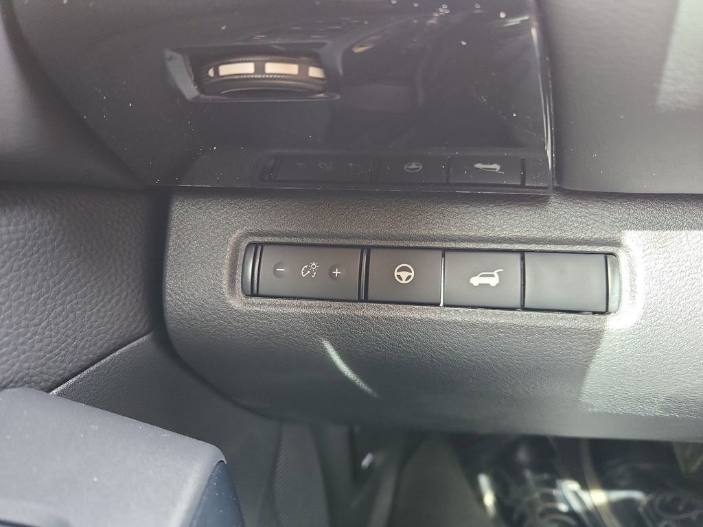 New 2026 Nissan Pathfinder SV FWD image 14