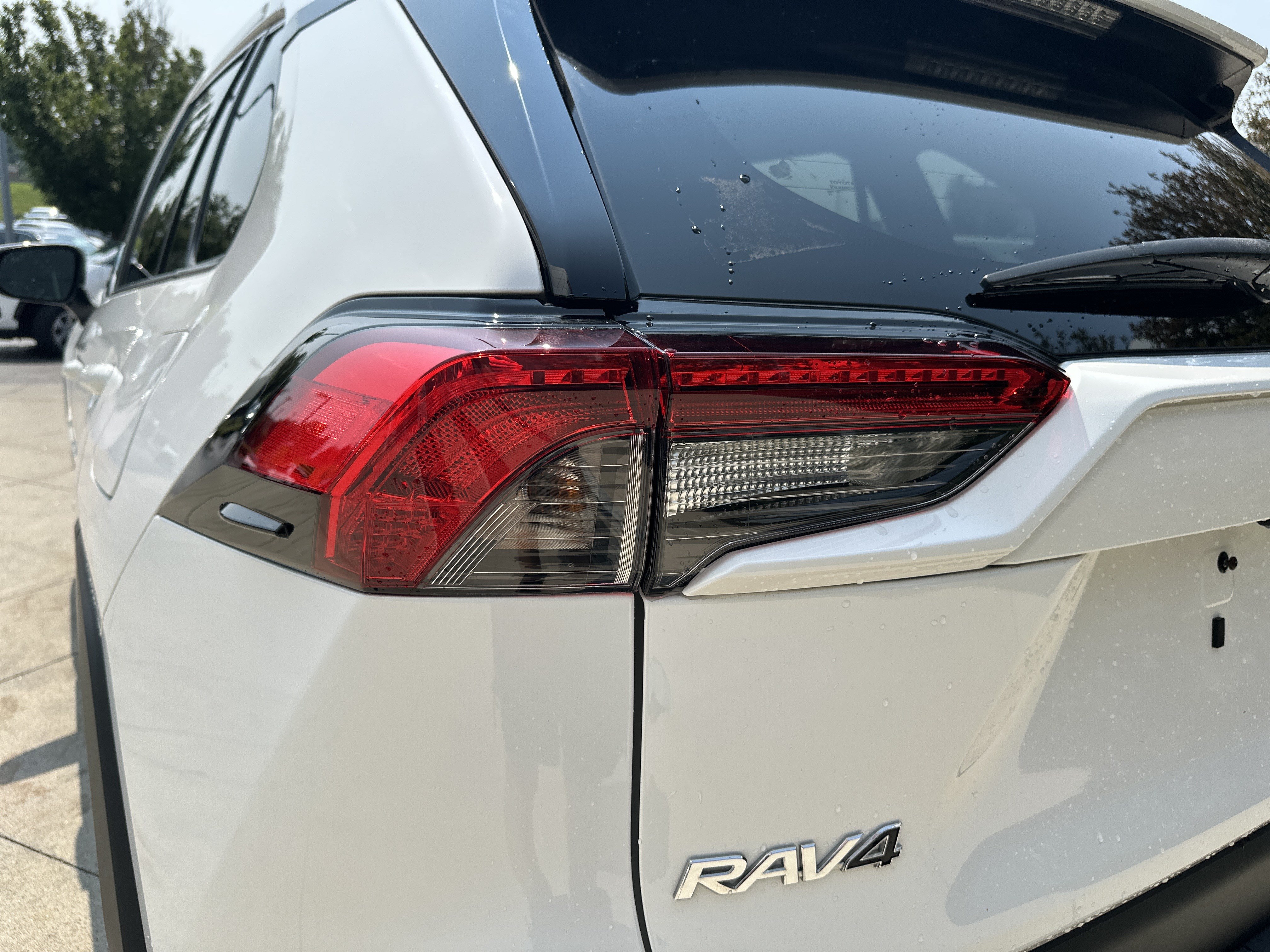 Used 2024 Toyota RAV4 LE AWD/4WD image 12