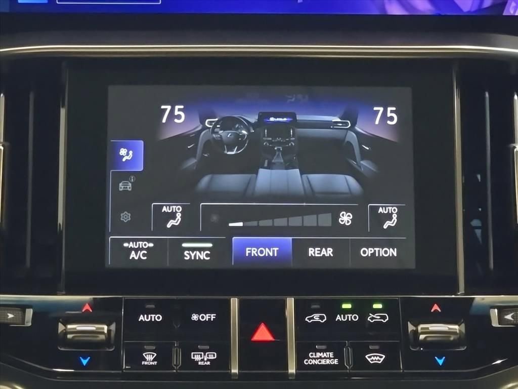 New 2025 Lexus LX 700h Luxury image 25