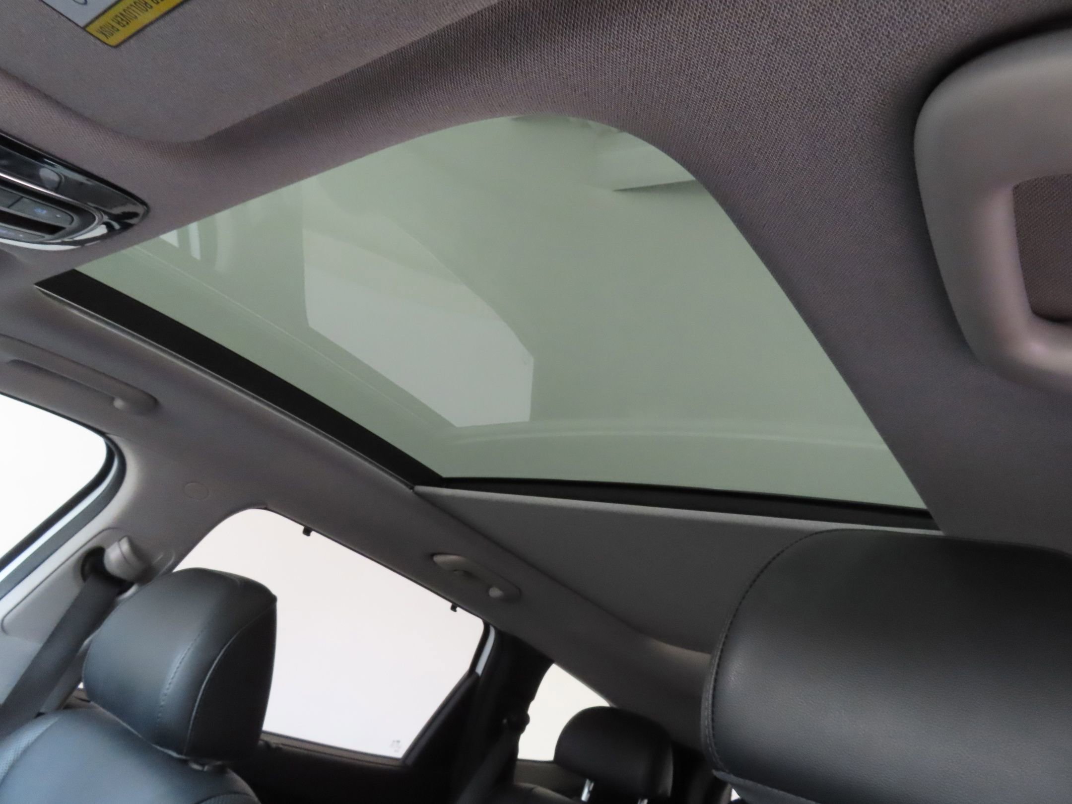 Used 2022 Hyundai Santa Fe Limited FWD image 23