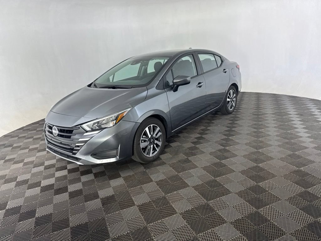 Used 2025 Nissan Versa SV FWD video 3