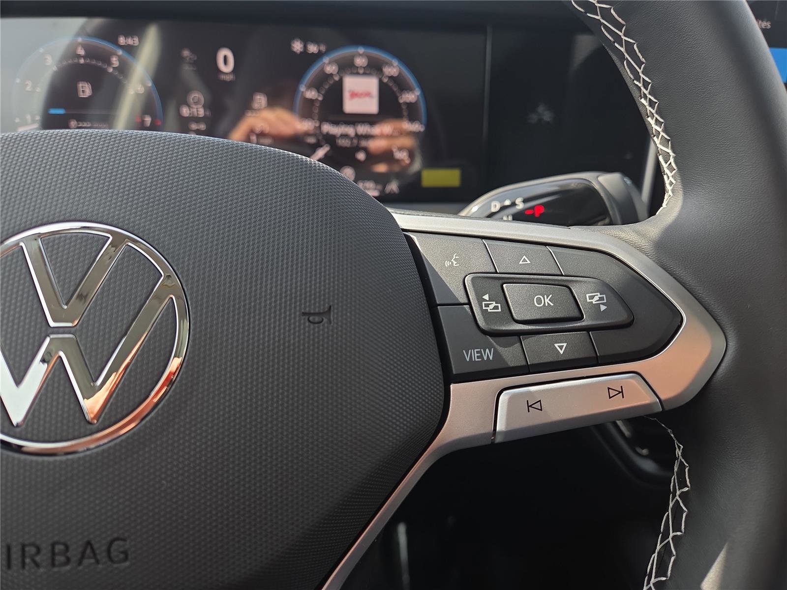 New 2026 Volkswagen Tiguan SE image 16