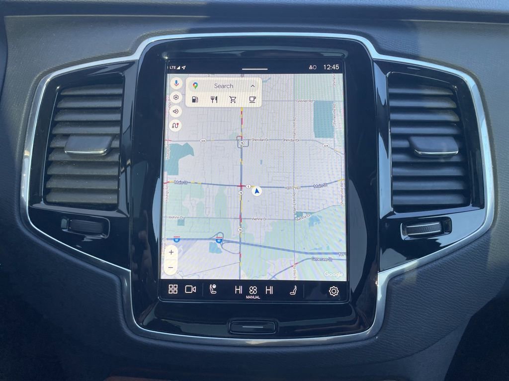 Certified 2023 Volvo XC90 B6 Plus image 30