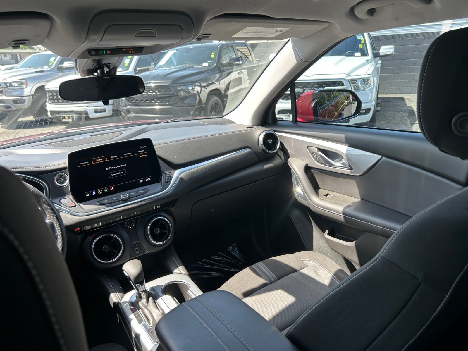 Used 2023 Chevrolet Blazer LT FWD image 17
