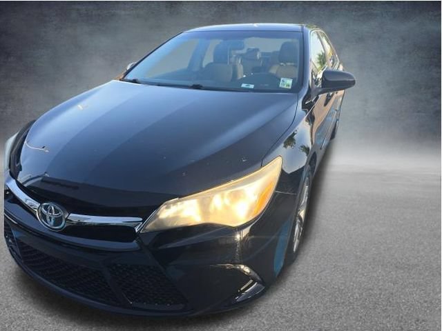 Used 2017 Toyota Camry SE FWD image 3