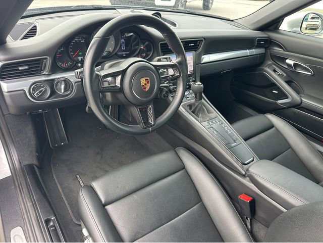 Used 2017 Porsche 911 Carrera S image 7