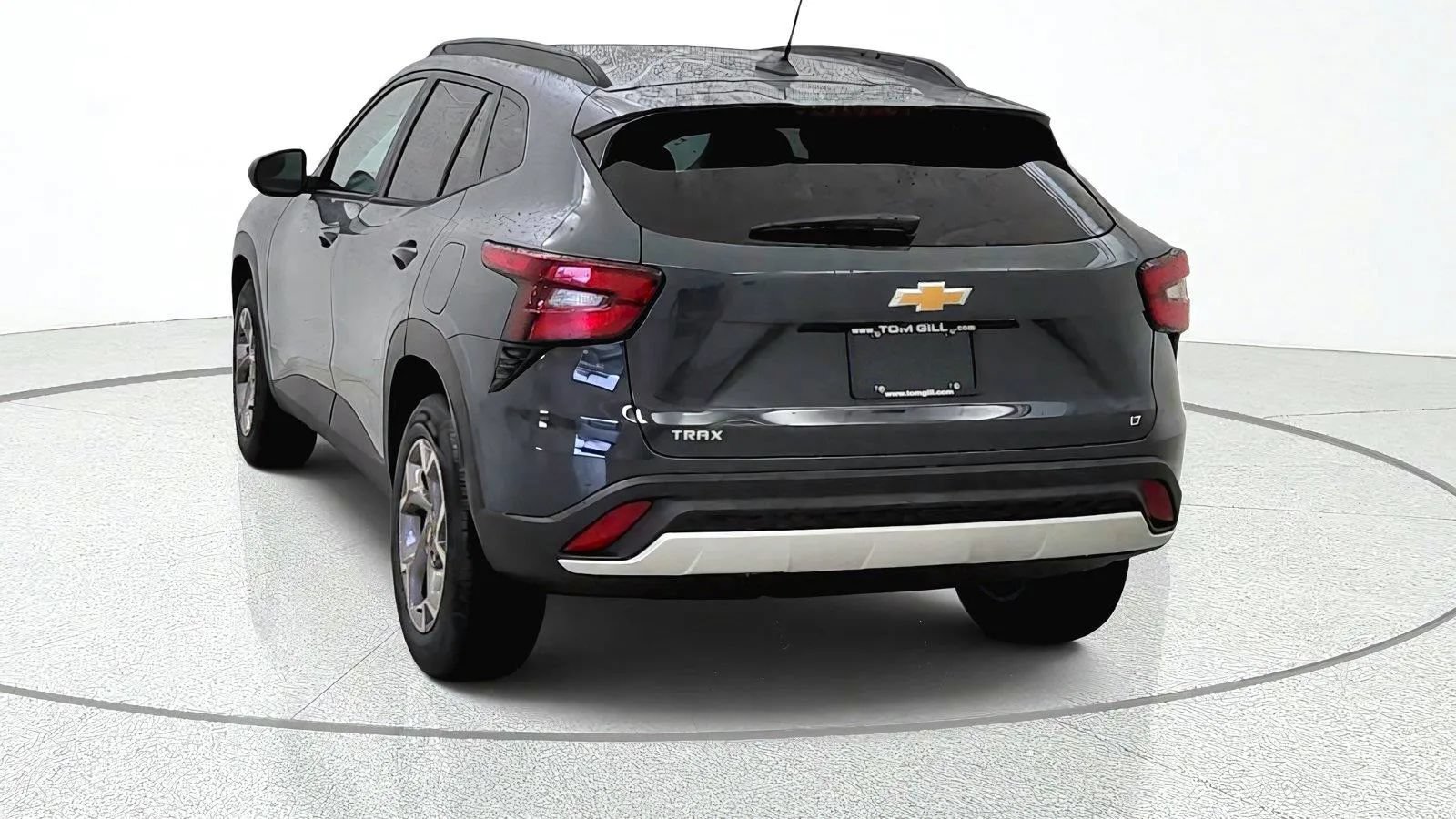New 2026 Chevrolet Trax LT w/ Sunroof Package FWD image 7