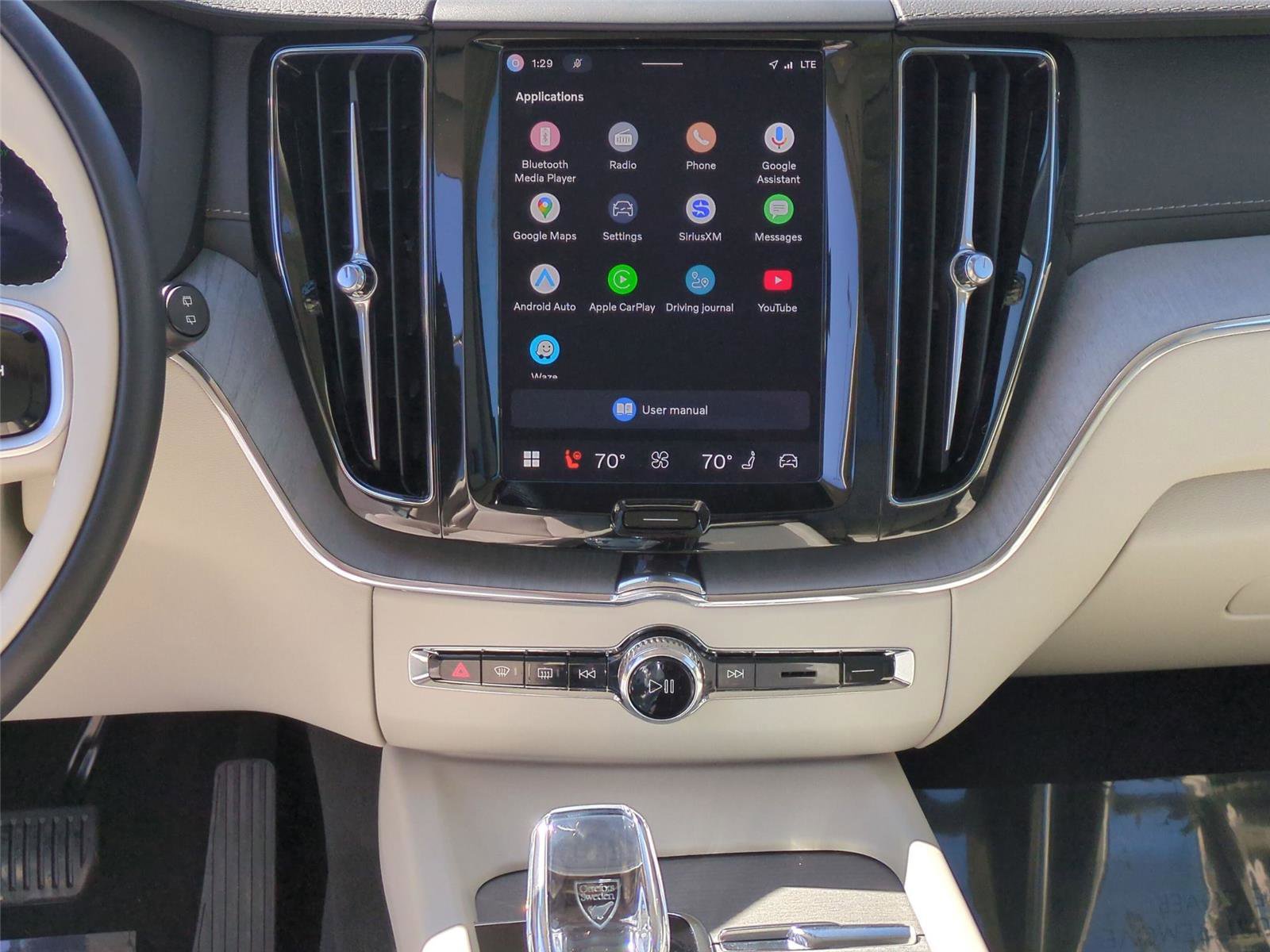 Used 2025 Volvo XC60 T8 Ultra w/ Protection Package Premier image 15