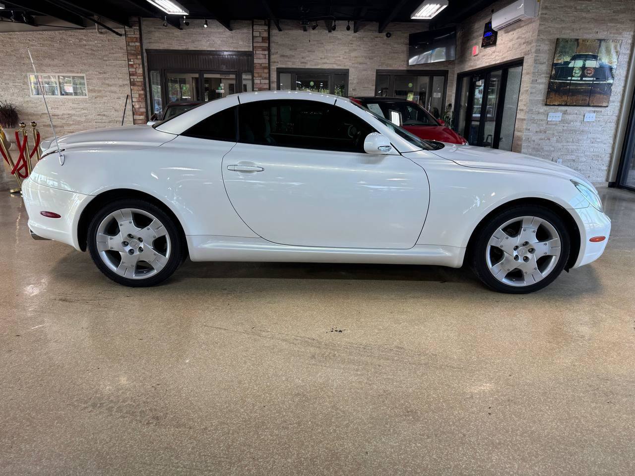Used 2004 Lexus SC 430 Convertible RWD image 8