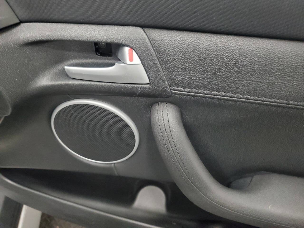 Used 2009 Pontiac G8 w/ Premium Package image 16