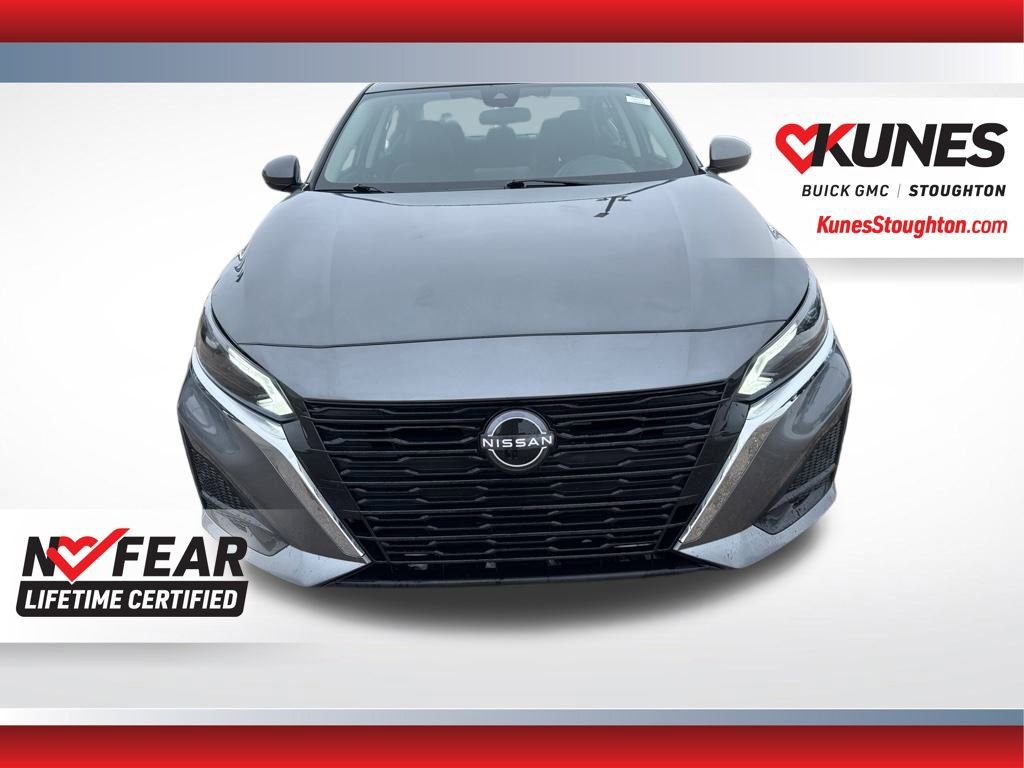 Used 2023 Nissan Altima 2.5 SV image 5