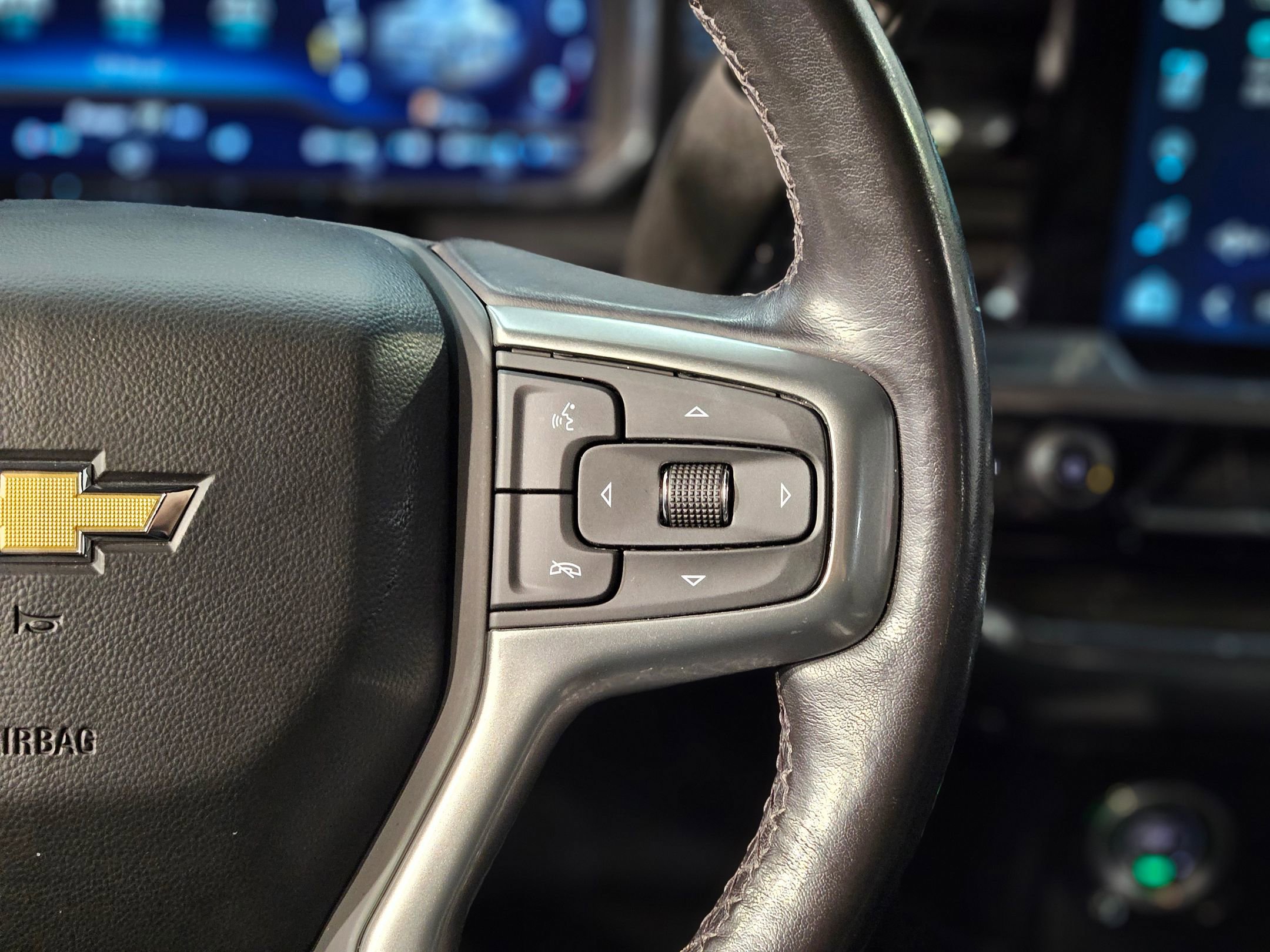 Used 2023 Chevrolet Silverado 1500 LT image 27