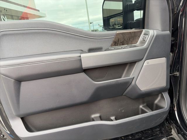 Used 2024 Ford F250 Lariat w/ Lariat Ultimate Package image 10