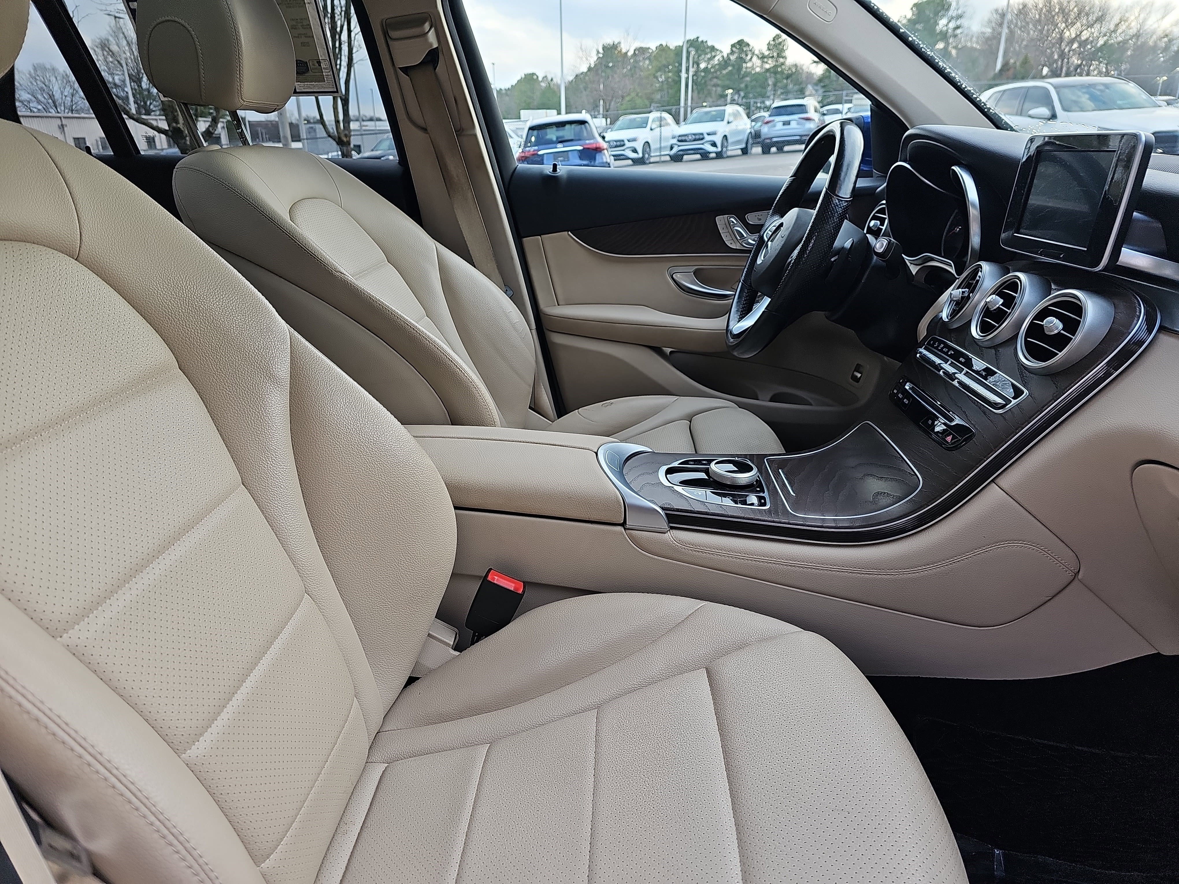 Used 2018 Mercedes-Benz GLC 300 image 10