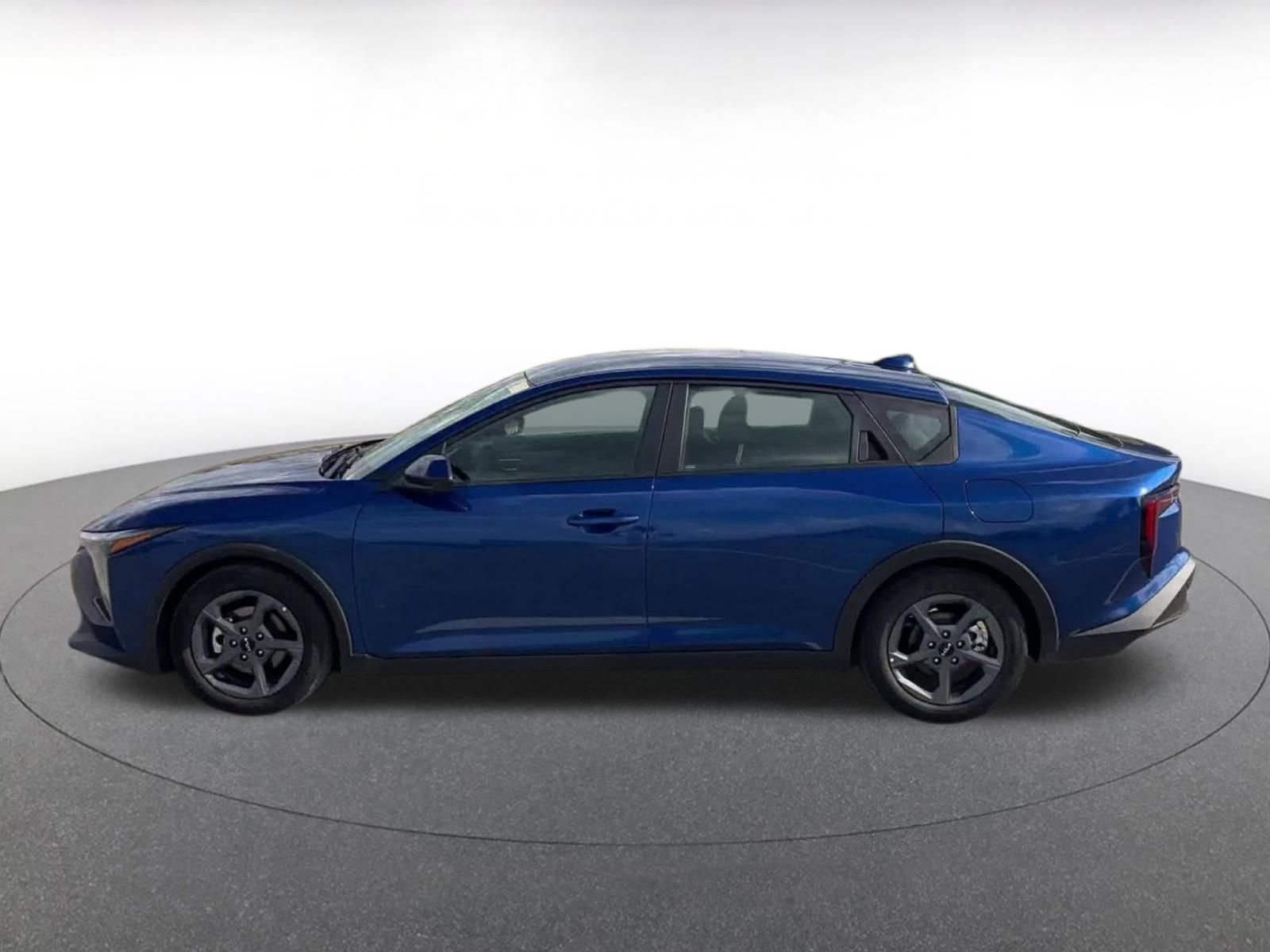 Used 2025 Kia K4 FWD image 9