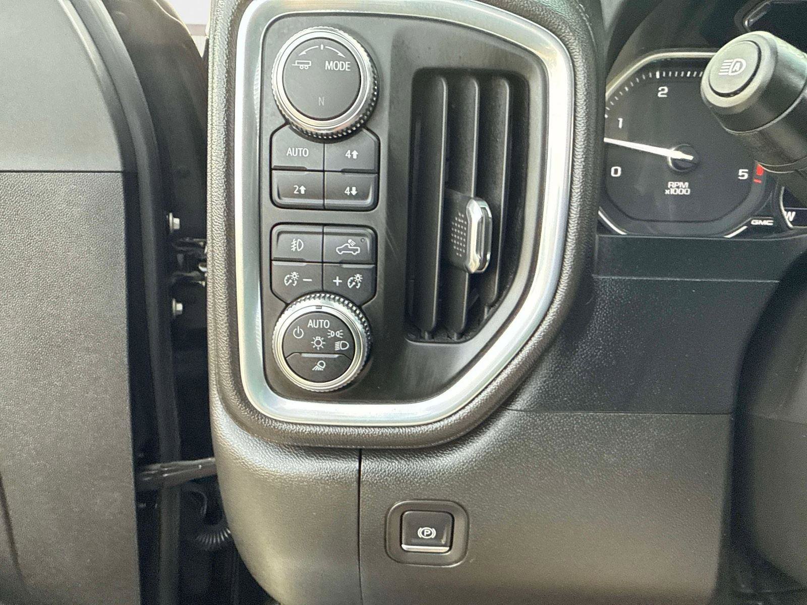 Used 2022 GMC Sierra 2500 Denali image 29