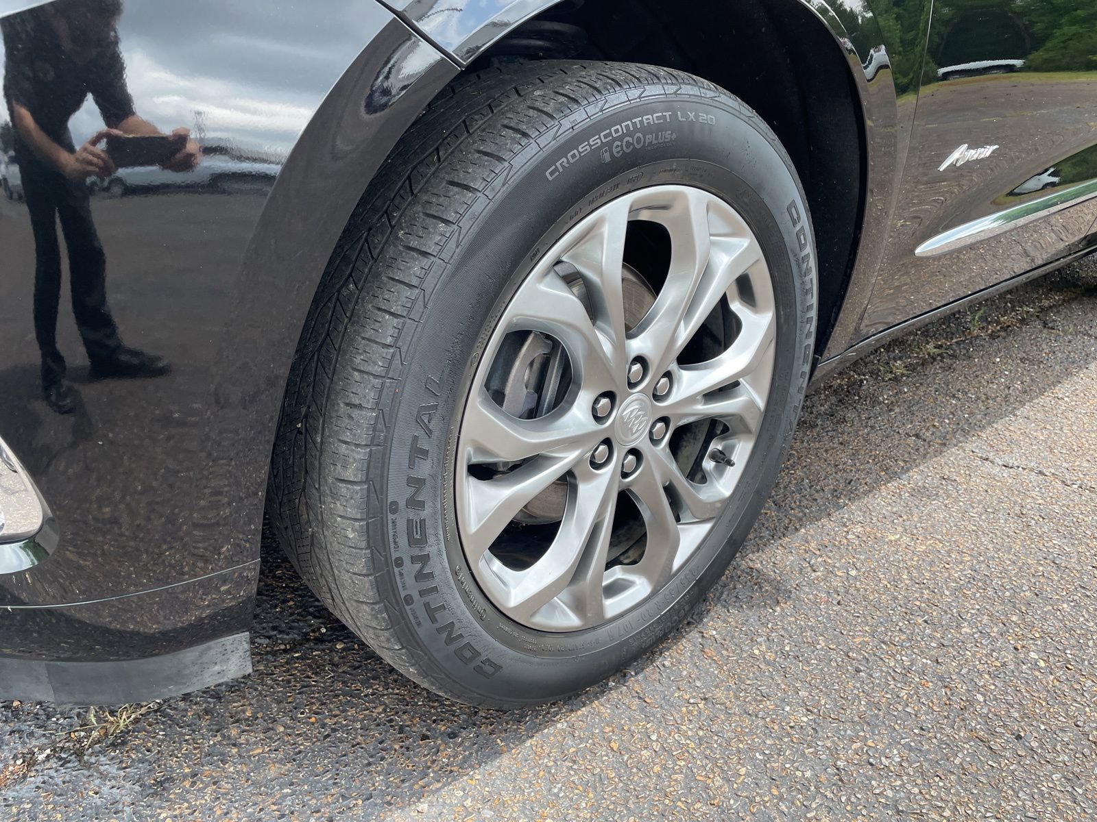 Used 2020 Buick Enclave Avenir w/ Avenir Technology Package image 9