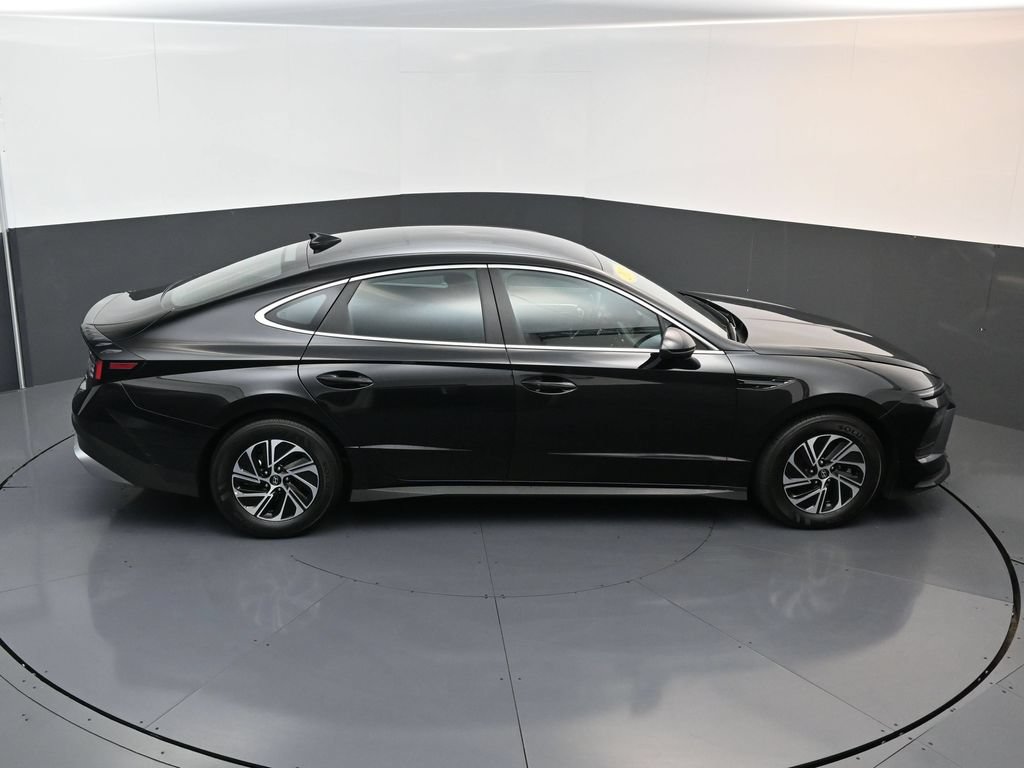 Certified 2026 Hyundai Sonata Blue FWD image 16