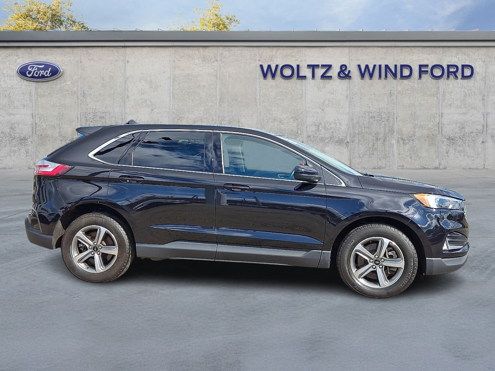 Used 2023 Ford Edge SEL w/ Convenience Package AWD/4WD image 7