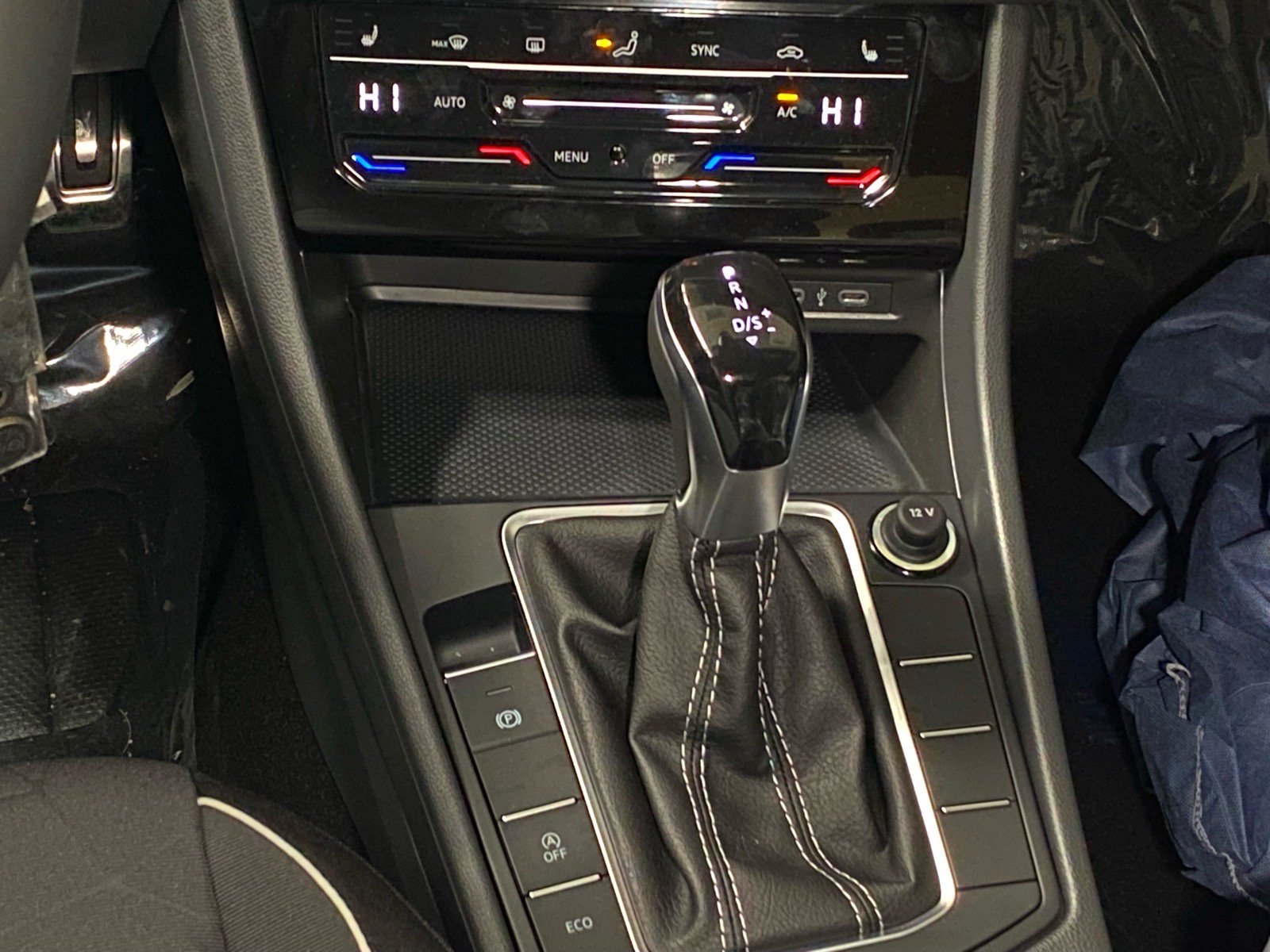 New 2026 Volkswagen Jetta Sport FWD image 6