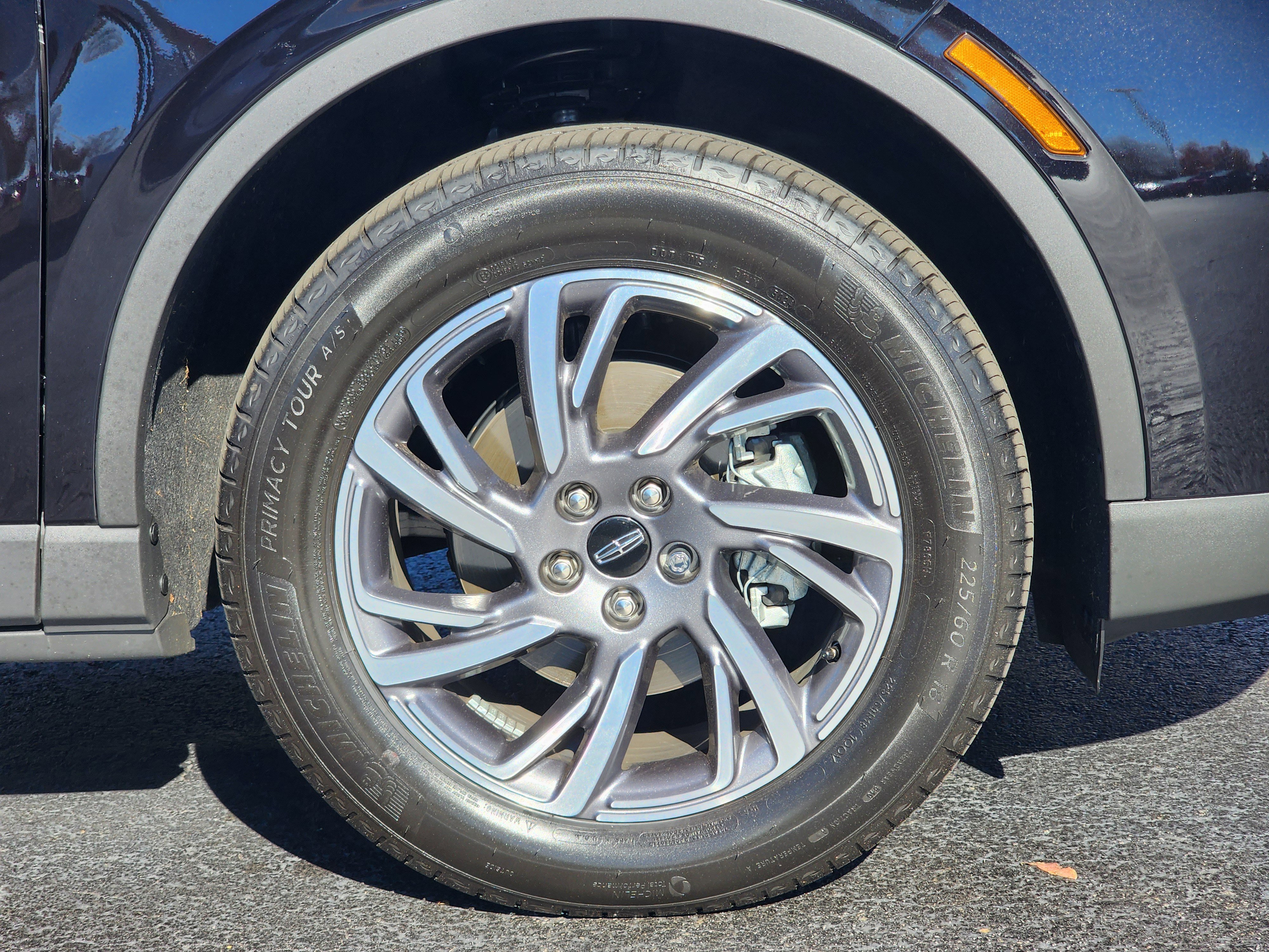 Used 2025 Lincoln Corsair FWD image 7