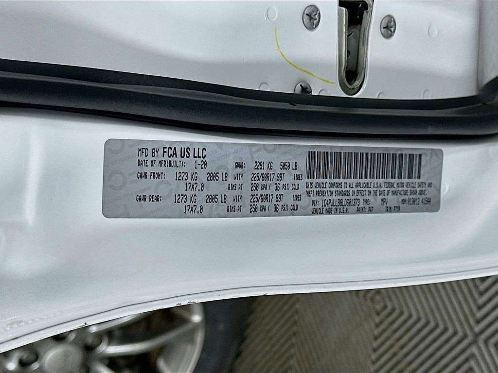 Used 2020 Jeep Cherokee Latitude Plus image 36