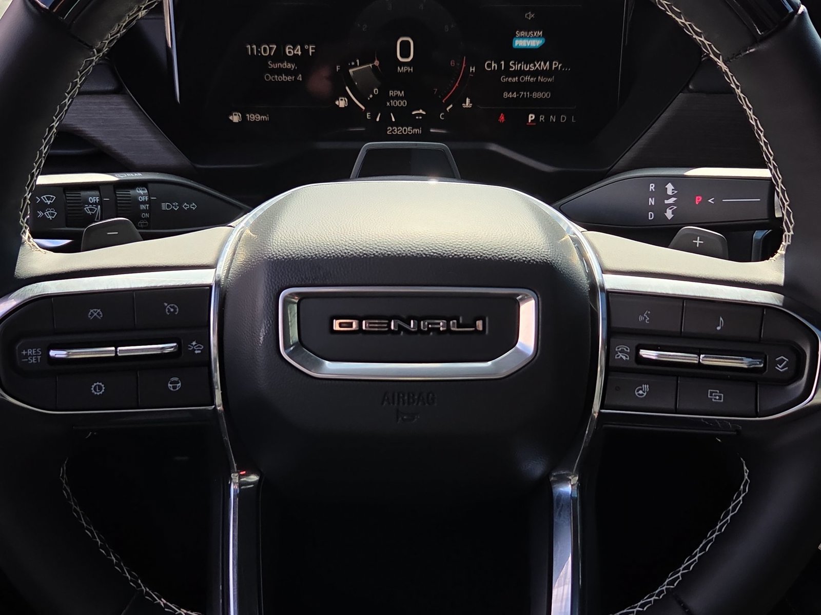 Used 2025 GMC Acadia Denali w/ Super Cruise Package FWD image 11