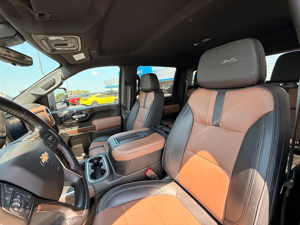 Used 2021 Chevrolet Silverado 3500 High Country AWD/4WD image 11
