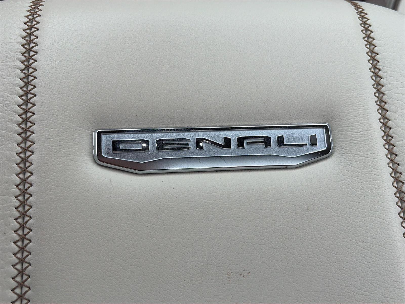 Certified 2026 GMC Yukon Denali w/ Sun & Power Step Package AWD/4WD image 33
