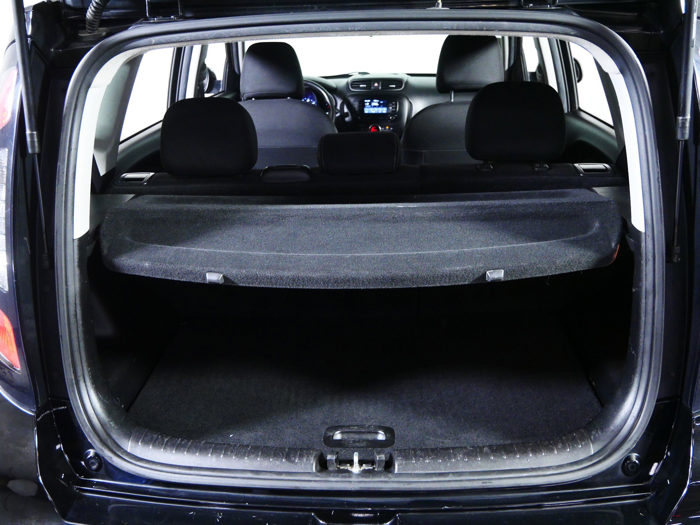 Used 2017 Kia Soul + image 18