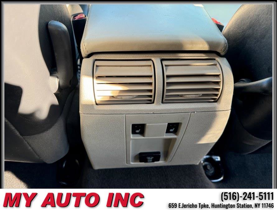 Used 2010 Jeep Grand Cherokee Limited w/ Quadra-Drive II 4X4 Group image 15
