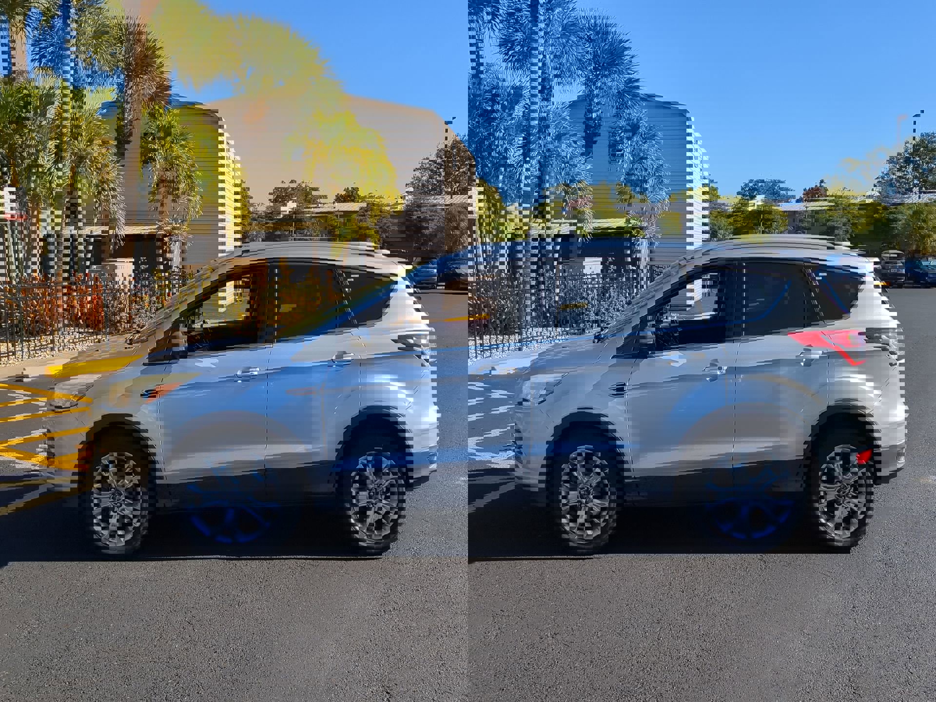 Used 2014 Ford Escape Titanium image 9