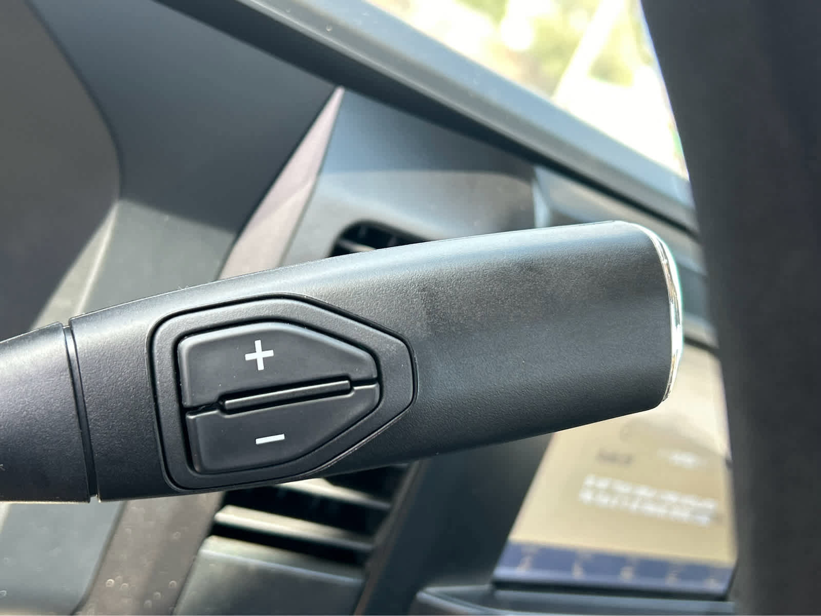 New 2025 Ford F550 4x4 Regular Cab Super Duty image 14
