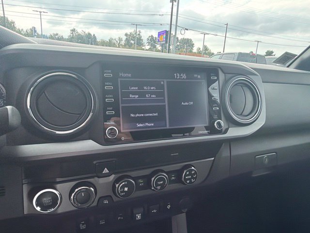 Used 2020 Toyota Tacoma TRD Off-Road w/ Technology Package AWD/4WD image 26
