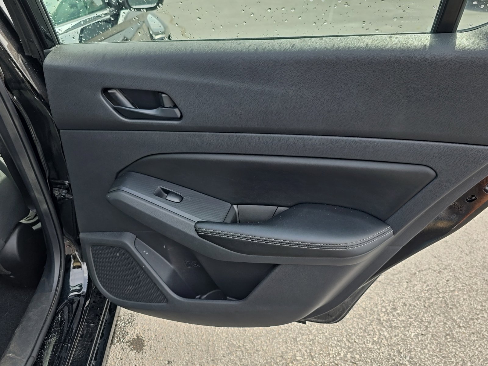 Used 2025 Nissan Altima 2.5 SV AWD/4WD image 38