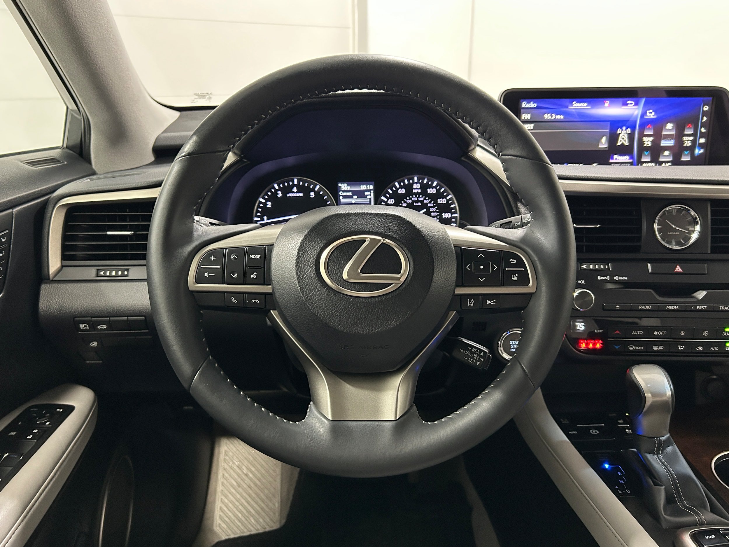 Used 2019 Lexus RX 350 AWD w/ Navigation Package image 16