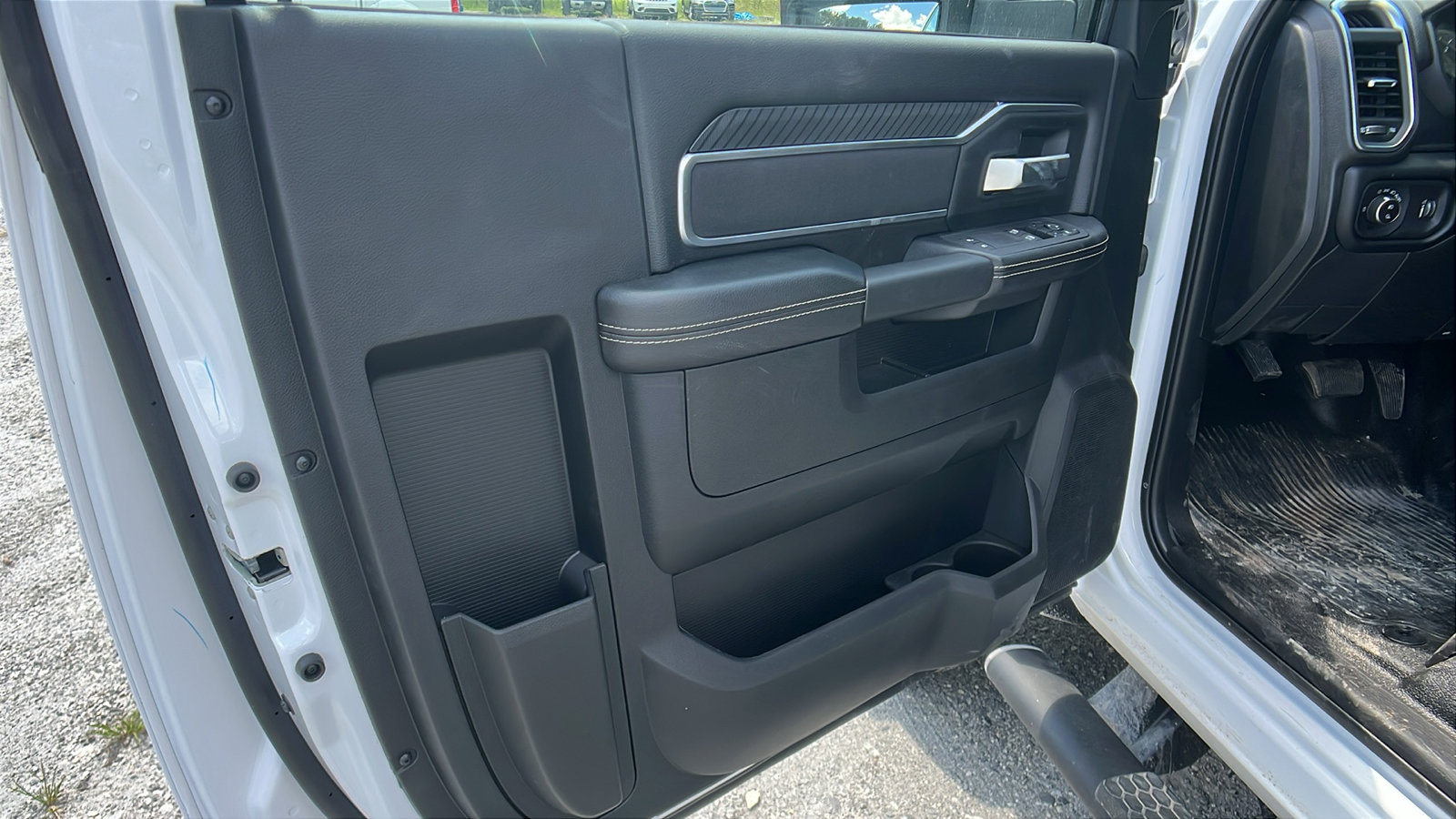 New 2025 RAM 5500 2WD Regular Cab image 14